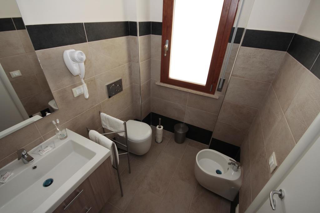 A Pochi Passi Hotel Pisa Phòng bức ảnh